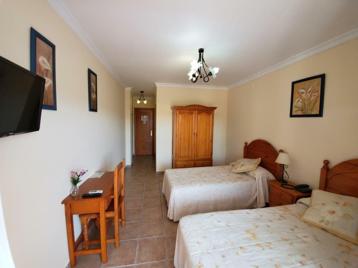 Hotel Arco Del Sol Колменар Екстериор снимка